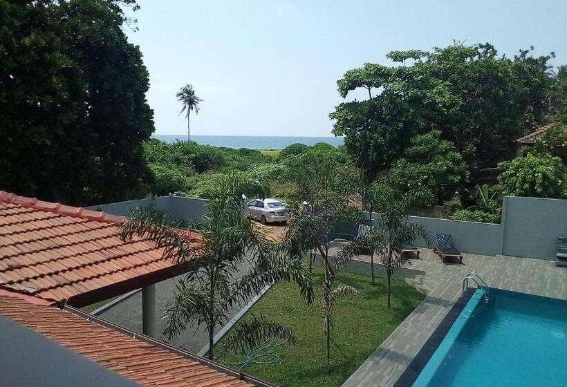 Номер Deluxe Вид на Море с Балконом, Turtle Paradise Villa