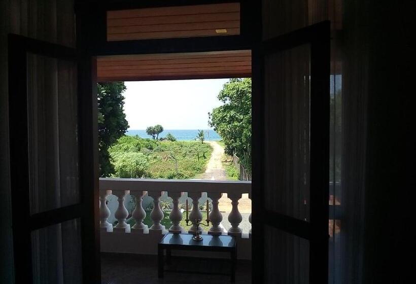 Номер Deluxe Вид на Море с Балконом, Turtle Paradise Villa