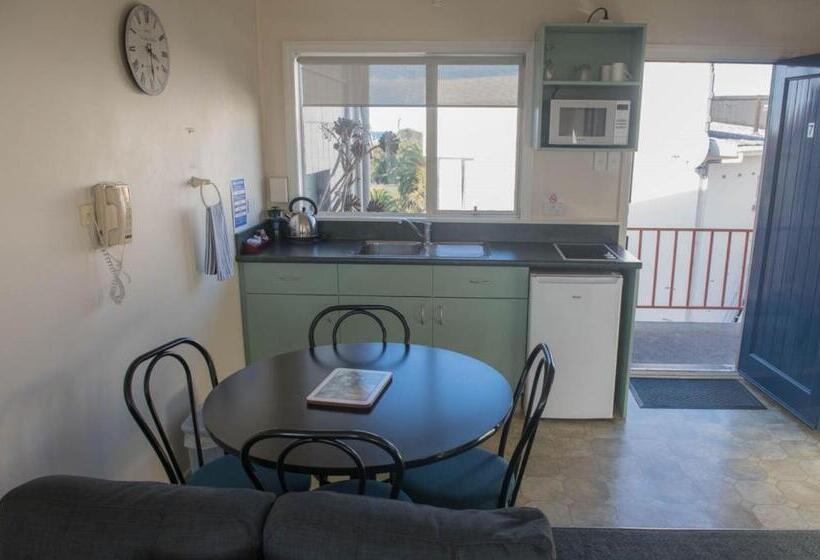 סוויטה, Panorama Motor Lodge