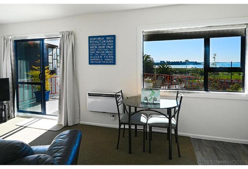 סוויטת סופריור, Panorama Motor Lodge