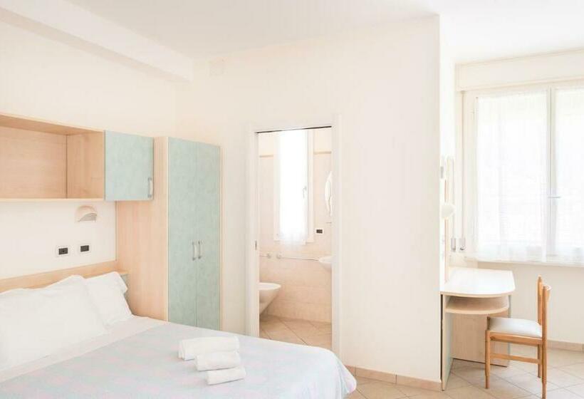 스탠다드 룸, Donegal