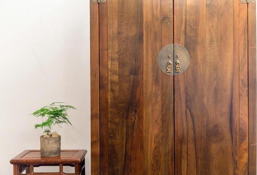 ファミリールーム, Lijiang Zen Garden