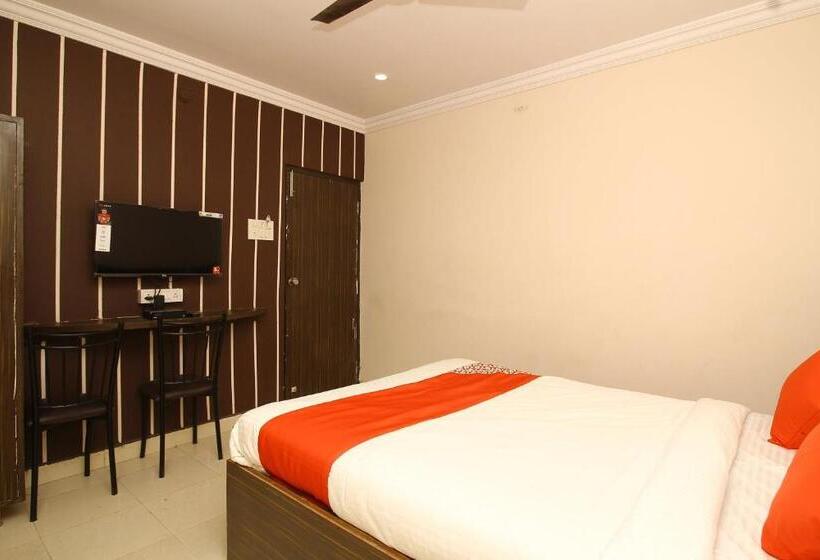 اتاق کلاسیک سه تخته, O Nav Bharath Residency