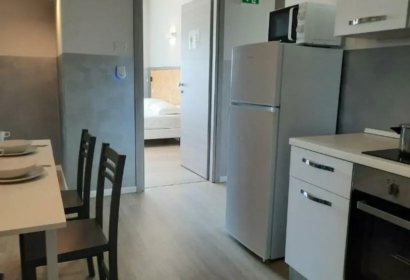 スタンダード4人部屋, Bergamo Guesthouse Self Check In