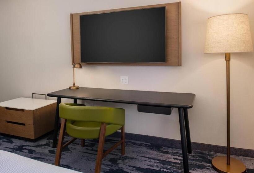 キングサイズベッドのスタンダードルーム, Fairfield Inn & Suites By Marriott Wenatchee