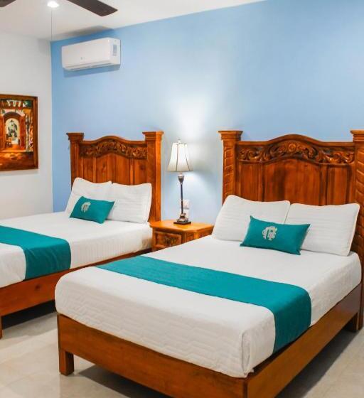 اتاق استاندارد با چشمانداز استخر, Fundadores