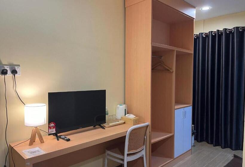 Quarto Estandar Cama King, Halo