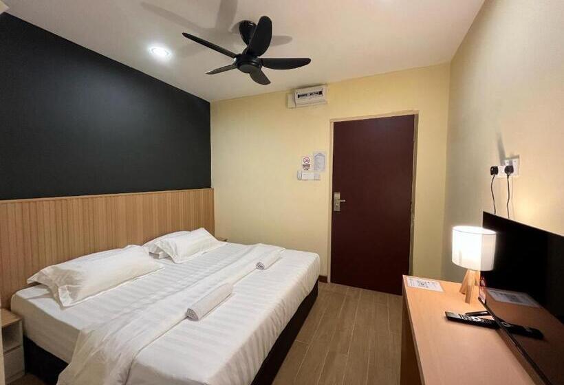 Quarto Estandar Cama King, Halo