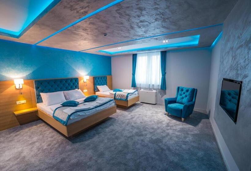 اتاق استاندارد سه نفره, Motel Felikitas