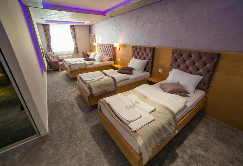 اتاق استاندارد چهار تخته, Motel Felikitas