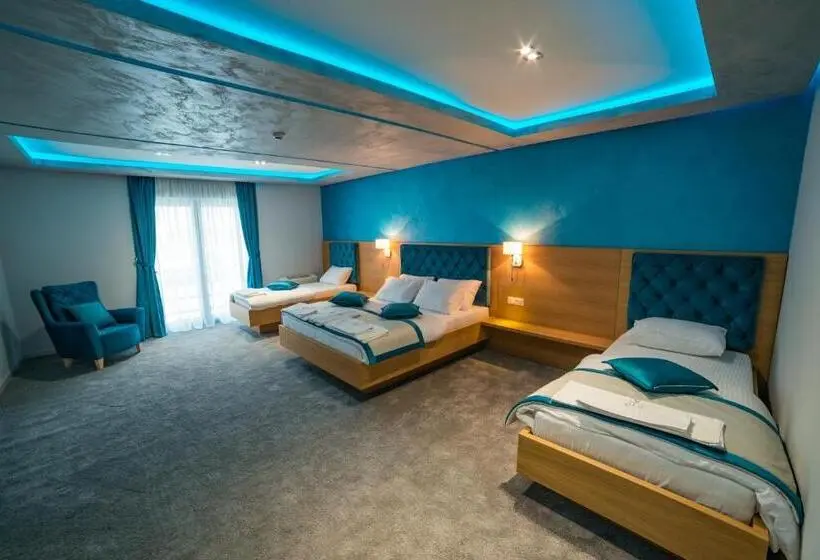 اتاق استاندارد چهار تخته, Motel Felikitas