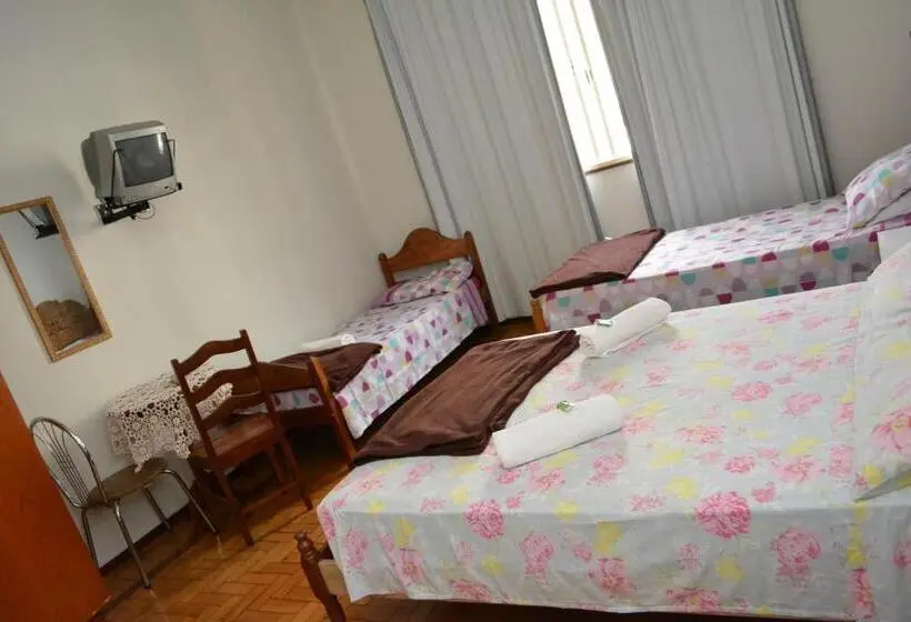 Perhesviitti, Pousada Do Barão
