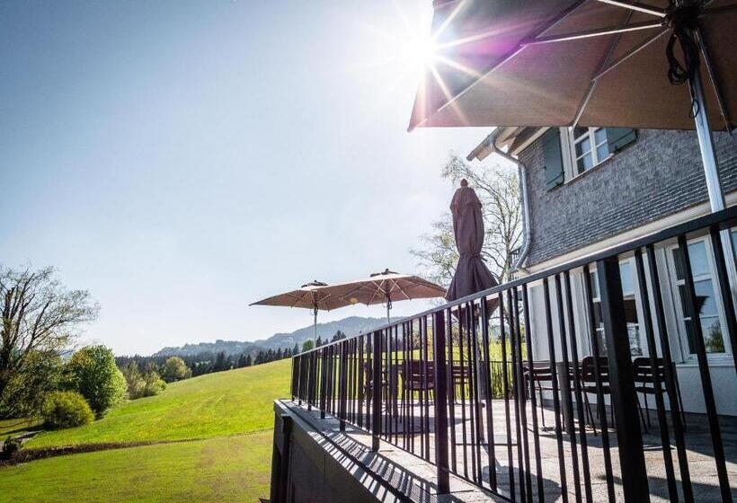 수피리어 스위트, Alpenloge Design