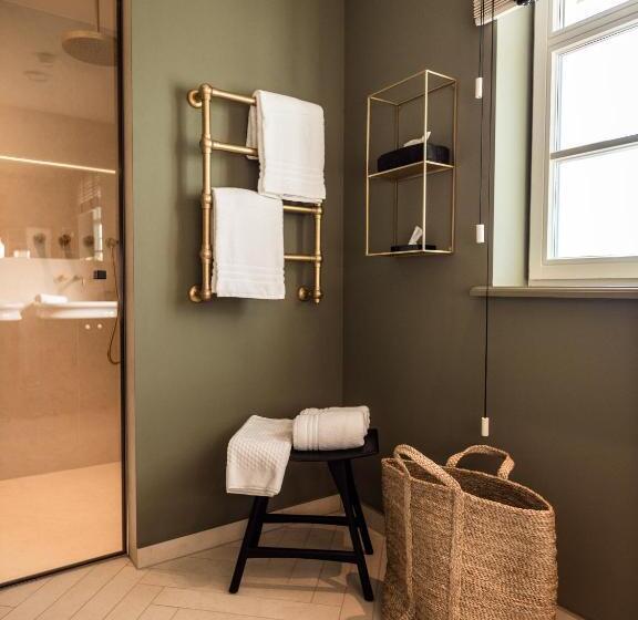 수피리어 스위트, Alpenloge Design