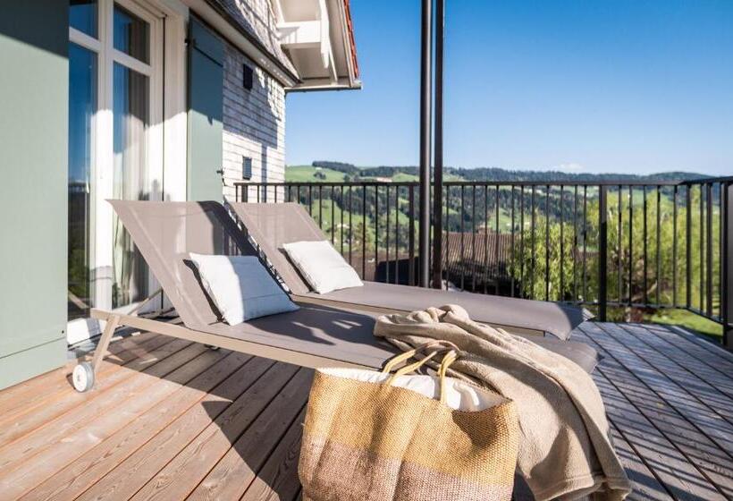 수피리어 스위트, Alpenloge Design