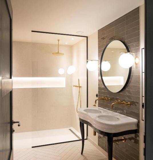 주니어 스위트 발코니, Alpenloge Design