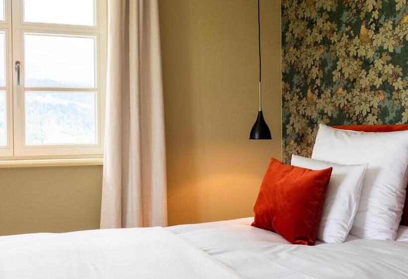 디럭스 스위트 킹 침대, Alpenloge Design