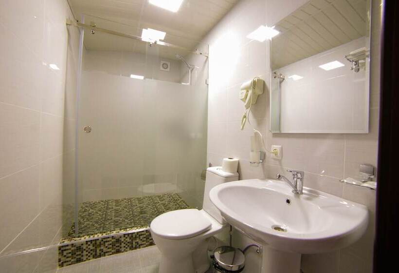 اتاق سوپریور خانوادگی, Alliance Hotel Tashkent