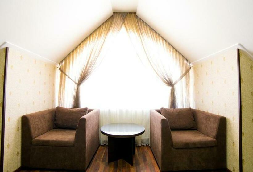 اتاق سوپریور خانوادگی, Alliance Hotel Tashkent