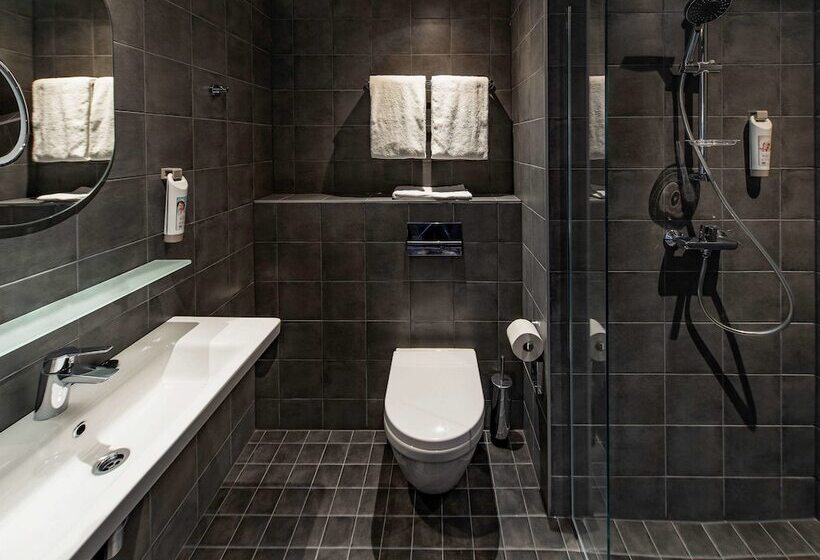 اتاق استاندارد, Ibis Tallinn Center