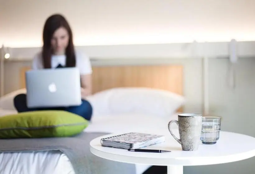 اتاق استاندارد سه نفره, Ibis Tallinn Center