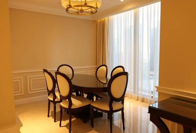 سوییت جونیور با چشم‌انداز دریا, Westpac Hotel & Suites   Westbay Doha