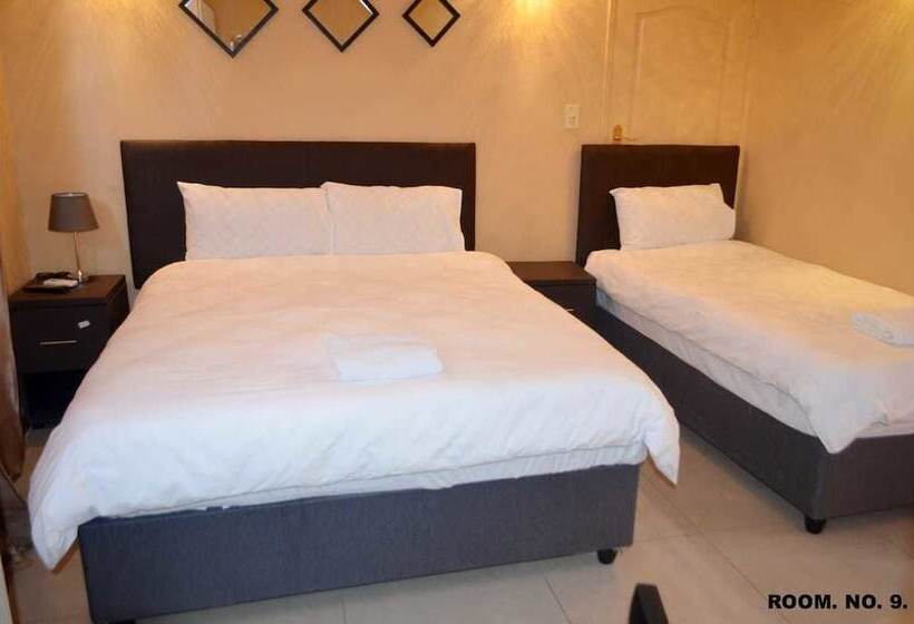 חדר סטנדרט לשלושה, St@y 1 Bnb