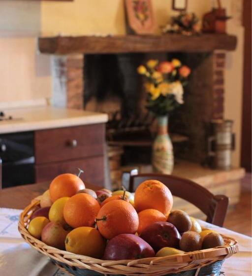 דירת חדר בקומת קרקע, Agriturismo Portoreschi