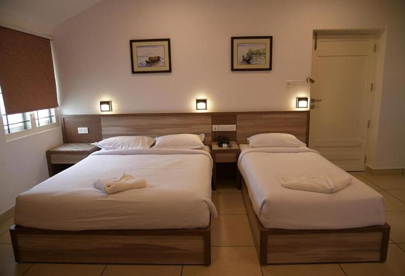 اتاق اجرایی سه نفره, Ramas Garden