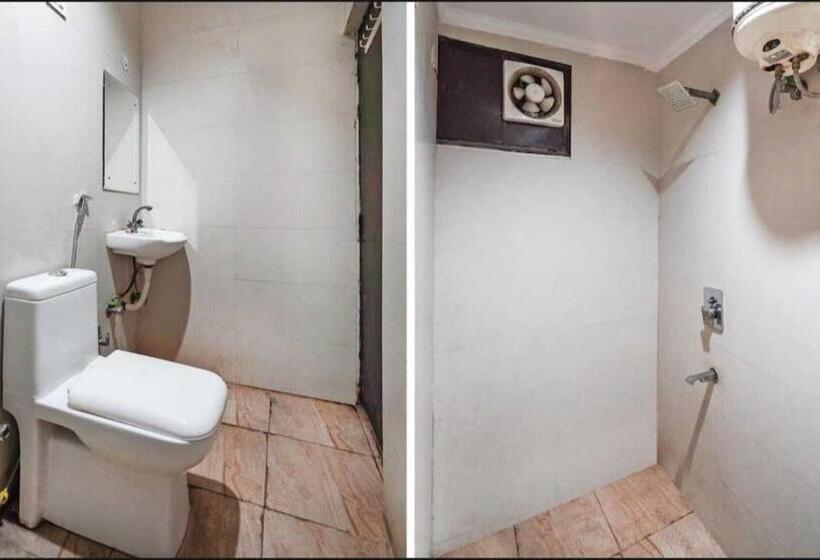 Triple Classic Room, Oyo 22668 Chauhan Palace