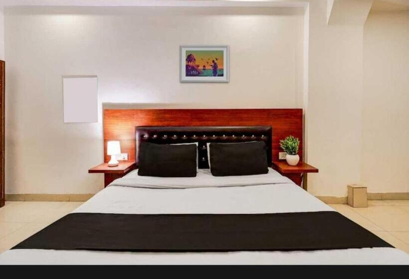 Triple Classic Room, Oyo 22668 Chauhan Palace