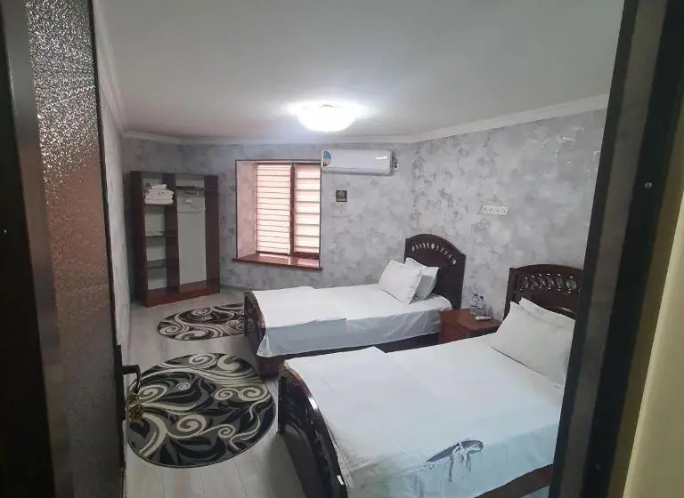 اتاق اکونومی, Sherxan House