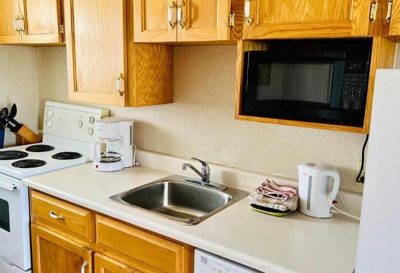 شقة غرفتين, Anne Shirley Motel & Cottages