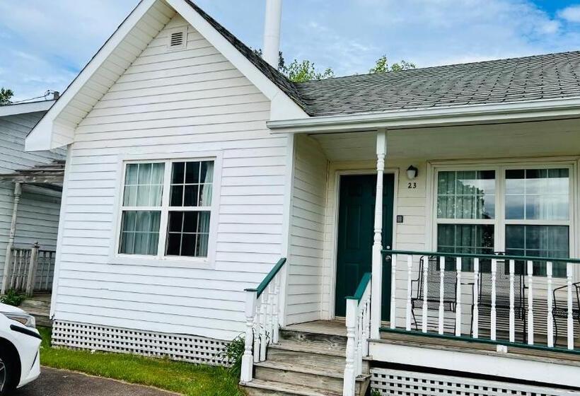 منزل غرفتين نوم, Anne Shirley Motel & Cottages