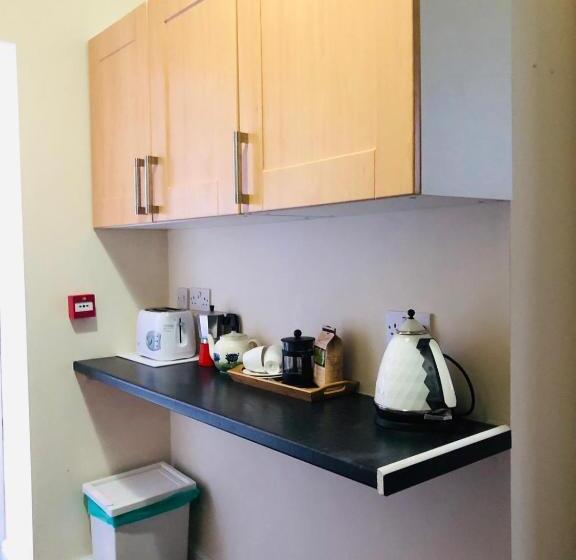 Апартаменты 1 Спальня, The Winter Garden Suites