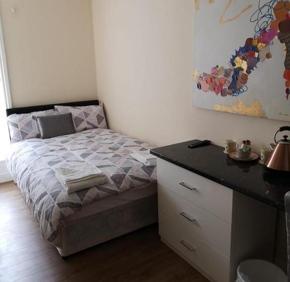 Номер Deluxe Одноместный, The Winter Garden Suites