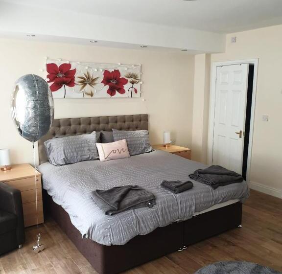 Студия Deluxe, The Winter Garden Suites