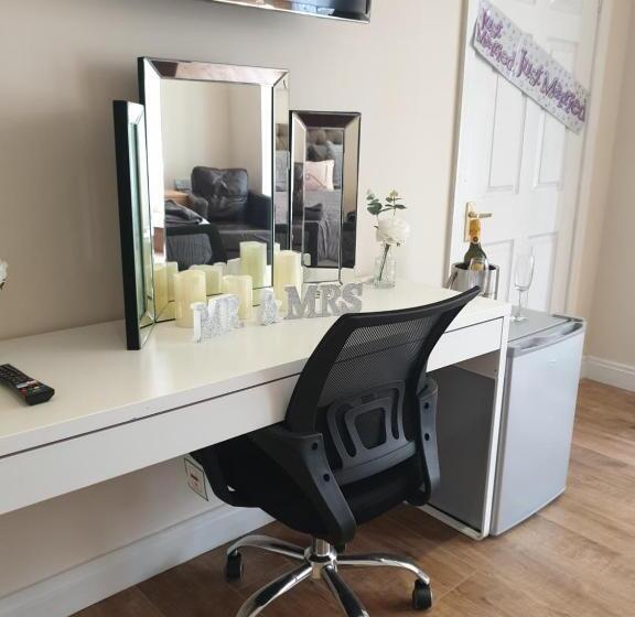 Студия Deluxe, The Winter Garden Suites