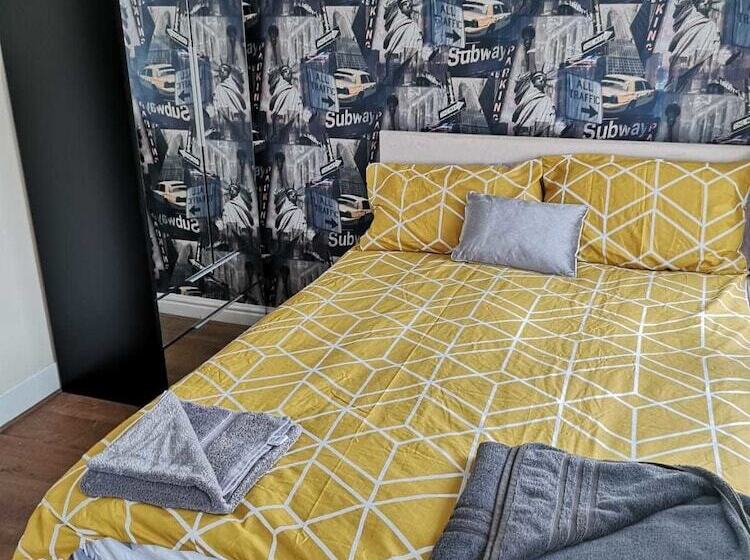 Номер Deluxe, The Winter Garden Suites