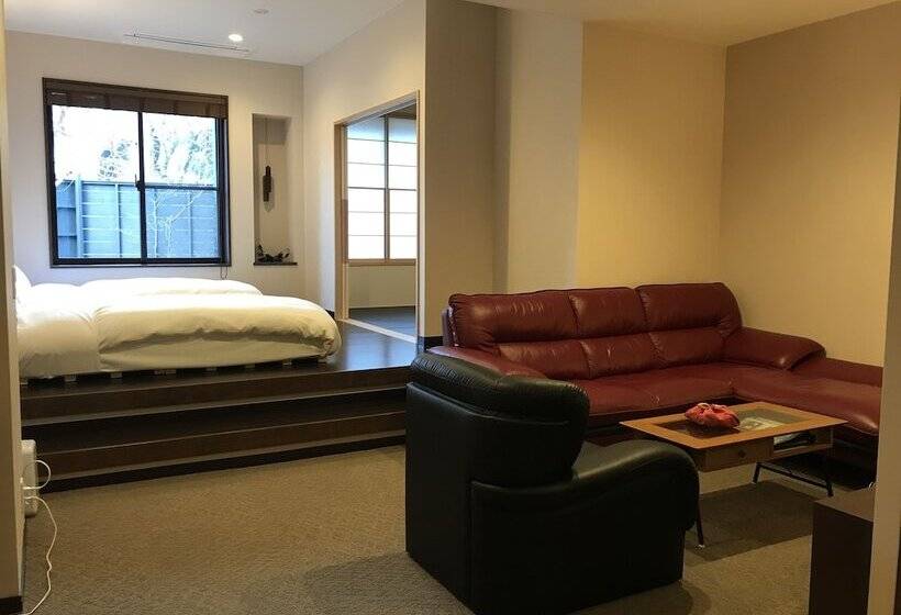 Номер Deluxe, Hakone Kuoritei