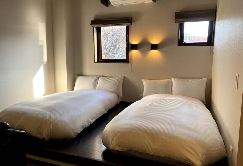 Номер Economy, Hakone Kuoritei