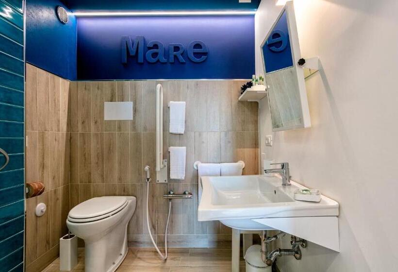 סוויטת ג'וניור נוף לים, Manzoni Elements