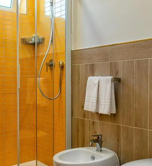 Camera Deluxe con Balcone, Manzoni Elements