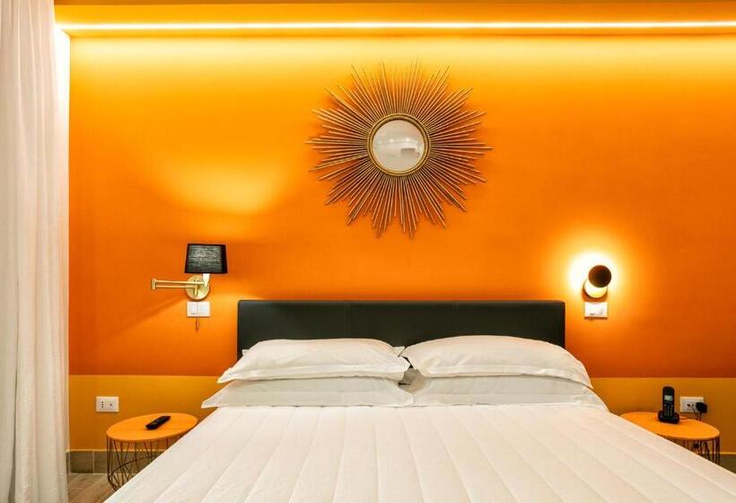 חדר דלוקס עם מרפסת, Manzoni Elements