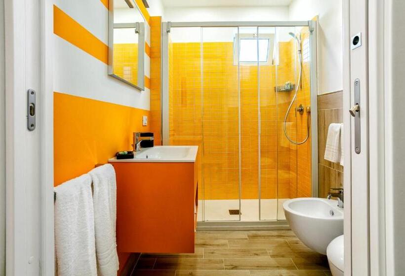 חדר דלוקס עם מרפסת, Manzoni Elements