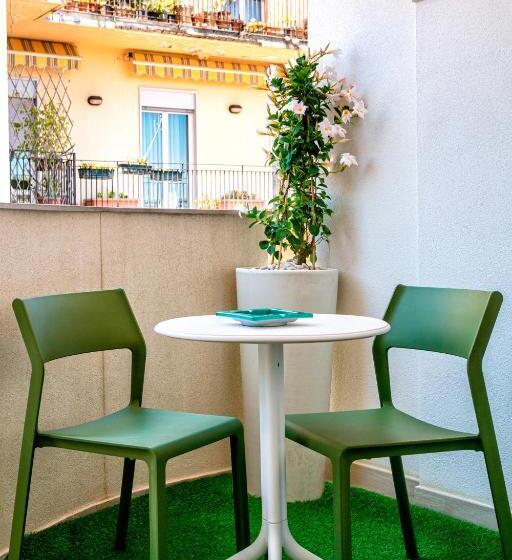 חדר סטנדרט עם מרפסת, Manzoni Elements