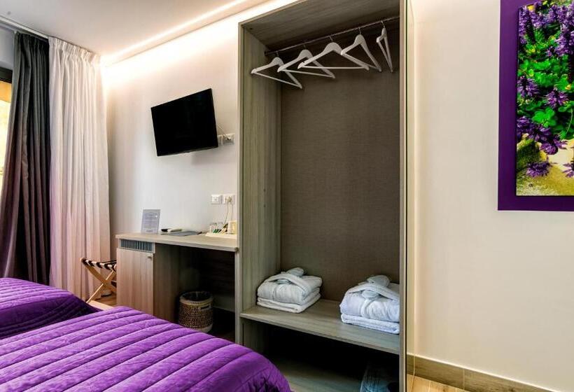 חדר סטנדרט עם מרפסת, Manzoni Elements