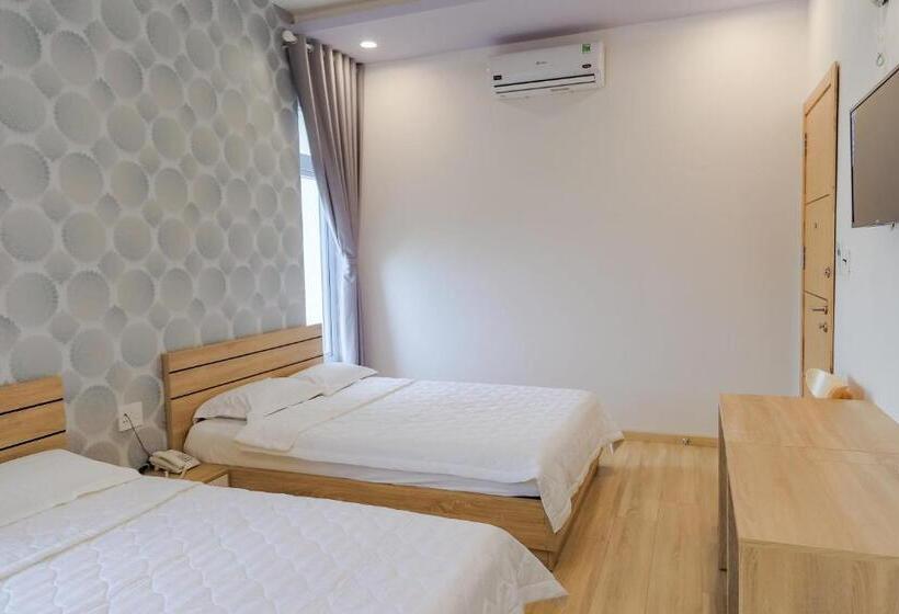 디럭스 룸, Nam Anh