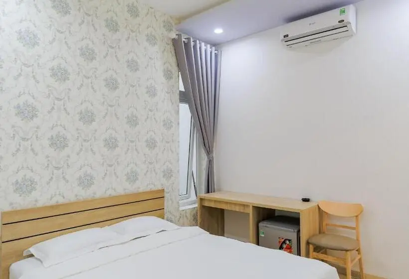 اتاق استاندارد یک نفره, Nam Anh