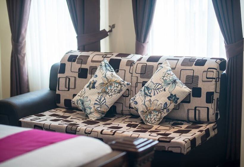 اتاق لوکس, Okay Palace